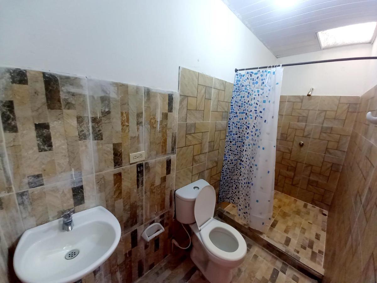 Apartamentos Cerca Al Aeropuerto เลติเซีย ภายนอก รูปภาพ
